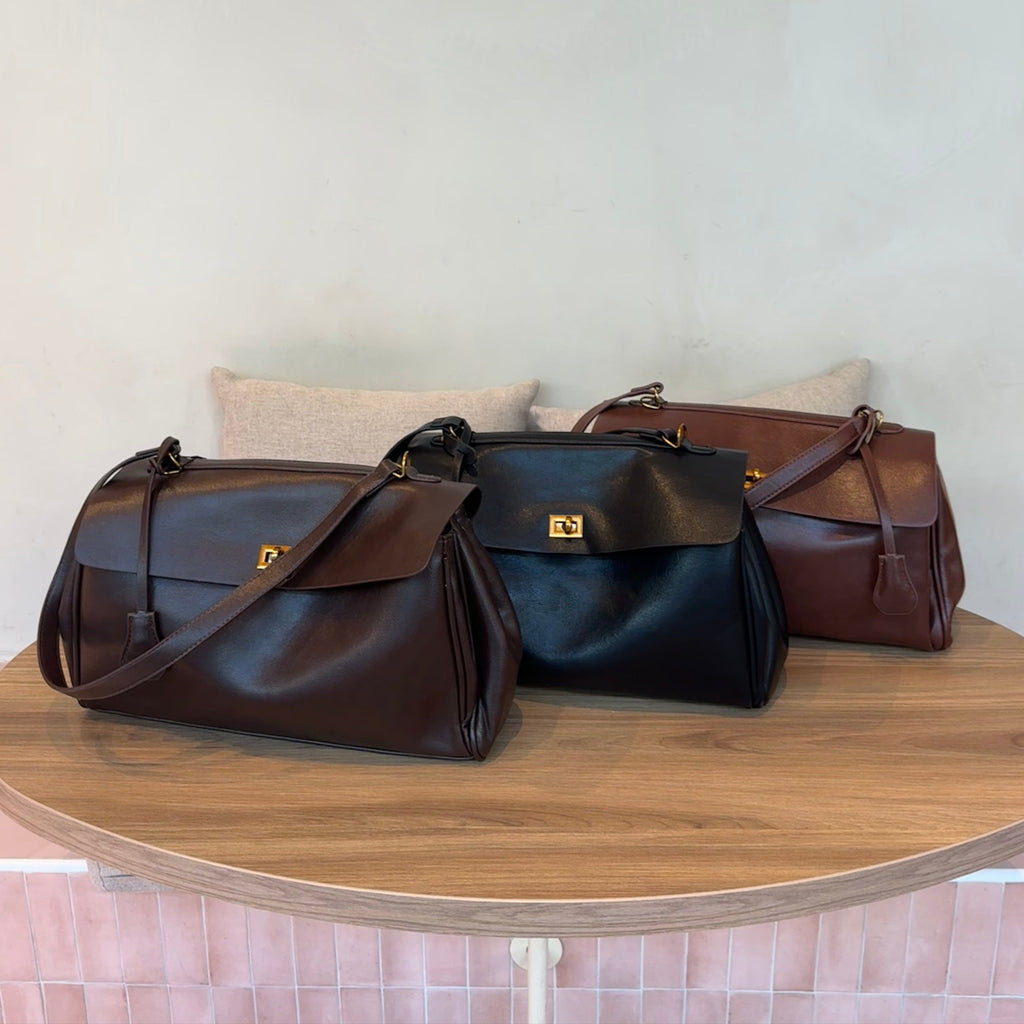 ARIA | Vintage Handbag — The Soul of Timeless Luxury